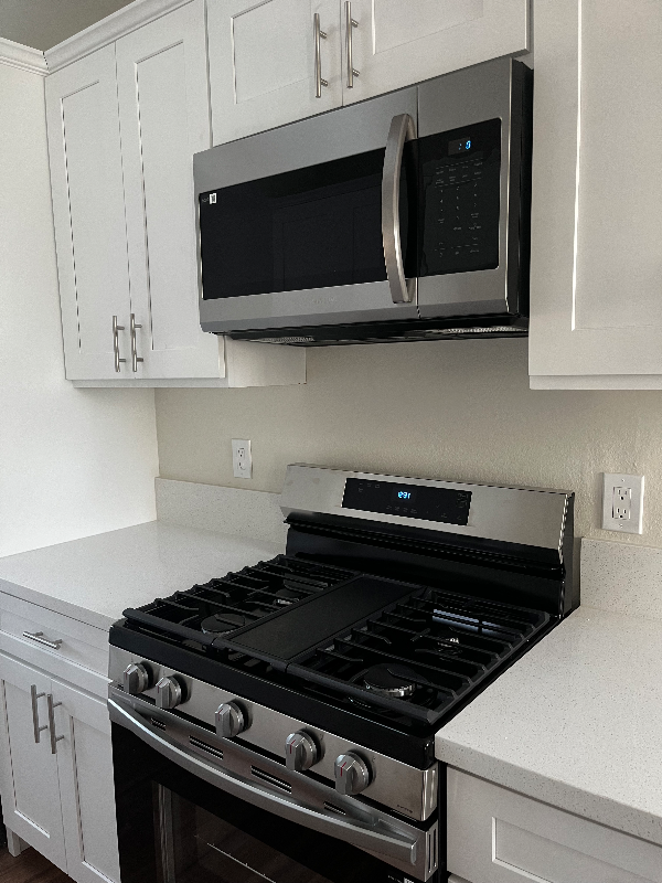 1348 Olivine Avenue - Photo 3 of 15