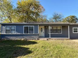 featured image of 2306 Staunton Drive