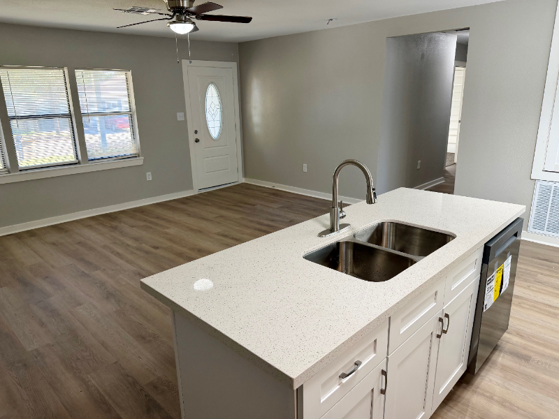 2306 Staunton Dr - Photo 3 of 18