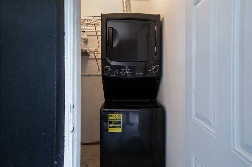 1734 Ne 20th Ave #1734-2 - Photo 3 of 9