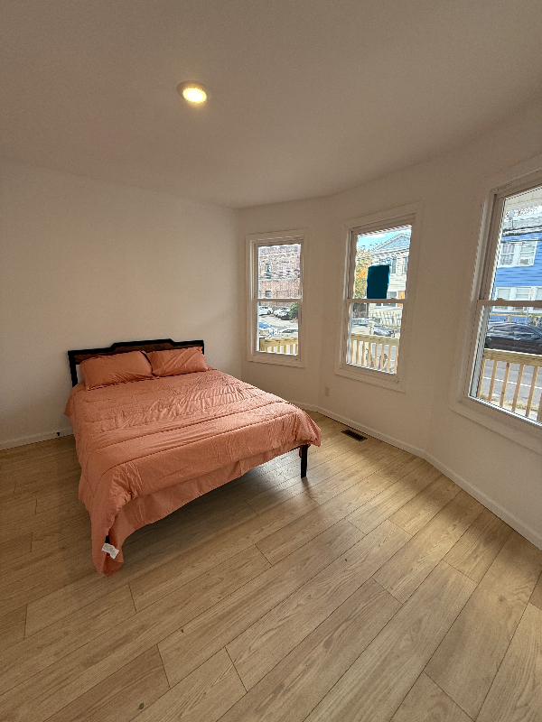 32 Palm Street - Photo 7 of 19