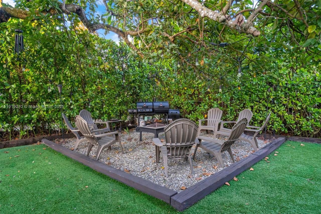 333 Linwood Drive #333-1 - Photo 7 of 44