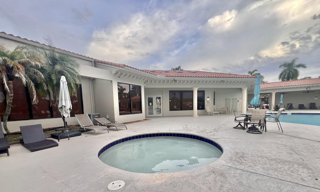 1760 Windorah Way #1760A - Photo 5 of 36