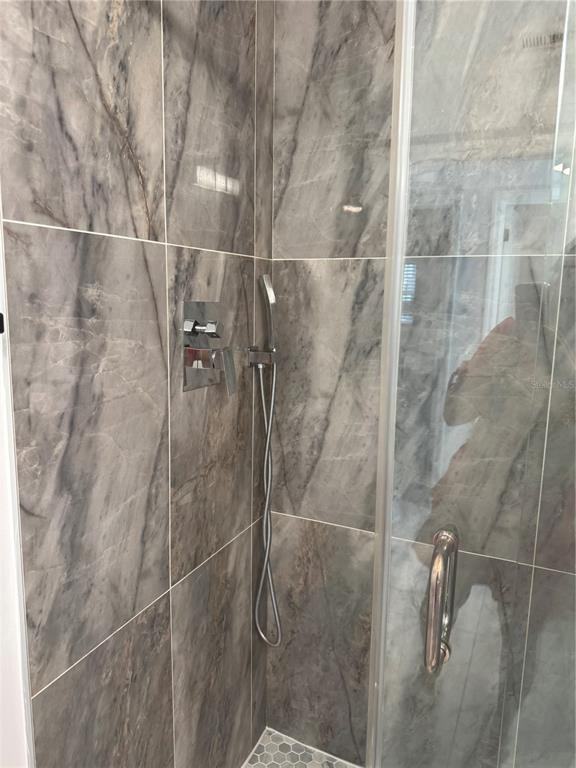 5617 Gateway Drive #5617 - Photo 3 of 35