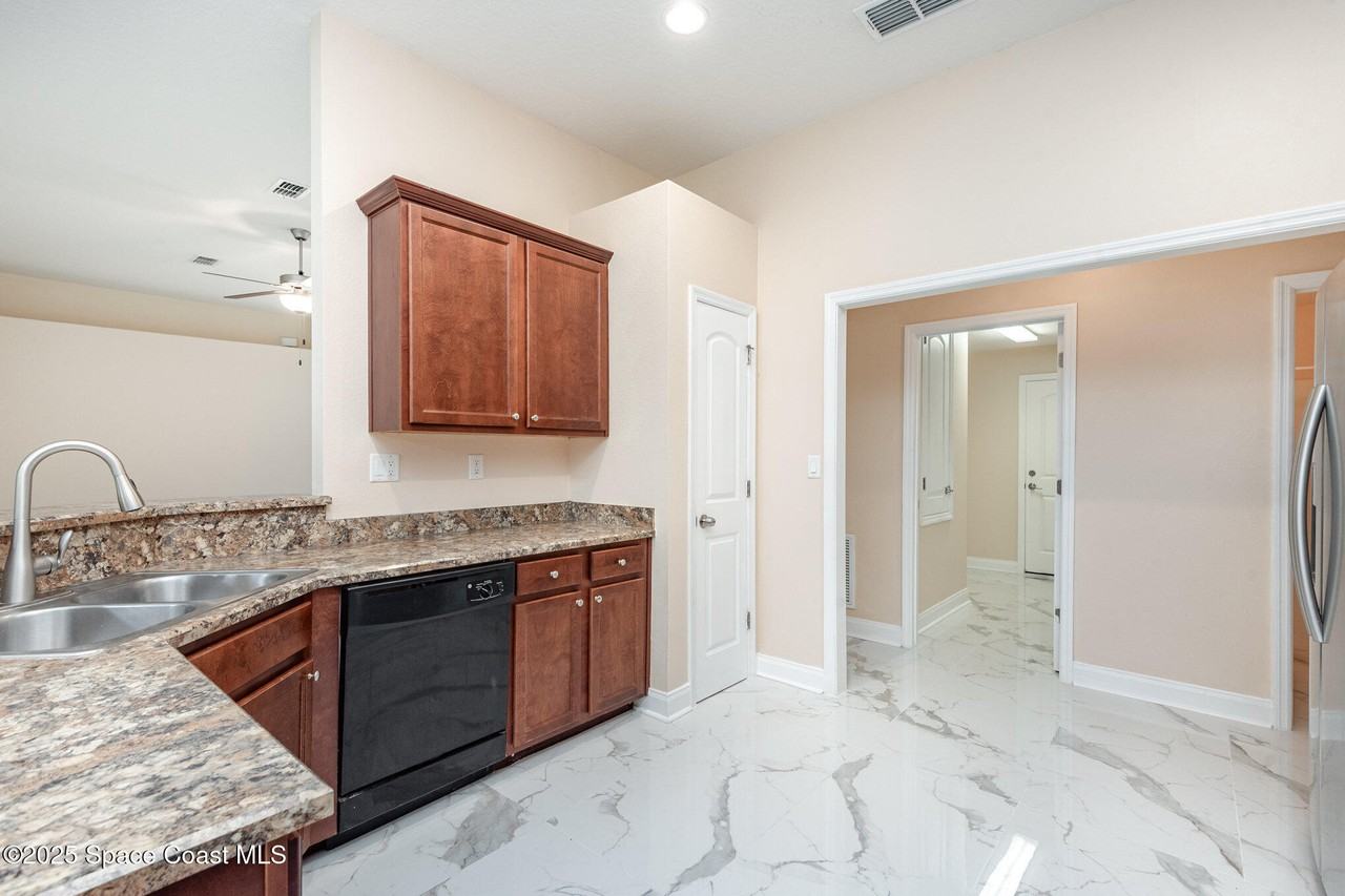 49 Pine Circle Drive #49 - Photo 6 of 21