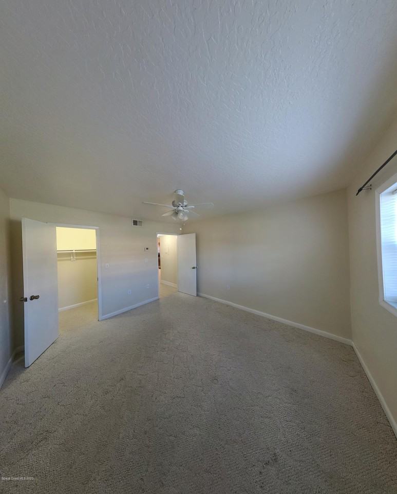 104 Preston Lane #104 - Photo 2 of 11