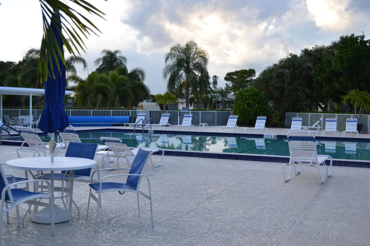 18081 Se Country Club Dr - Photo 6 of 39