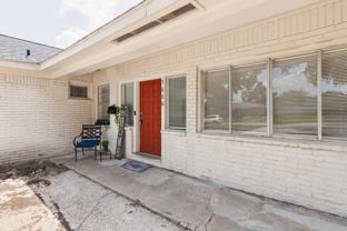 1606 Oaks Drive #1606 - Photo 1 of 1