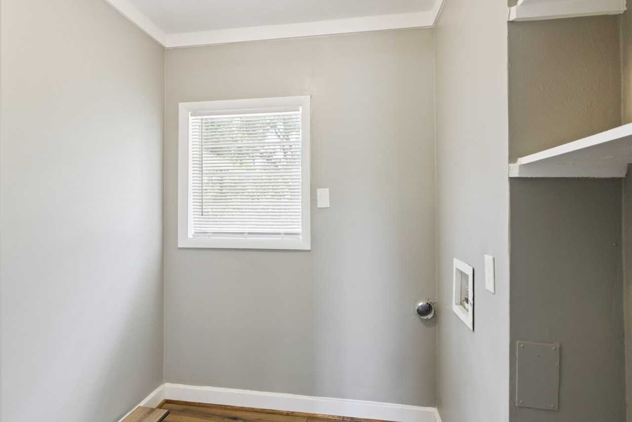 1606 Oaks Drive #1606 - Photo 2 of 29