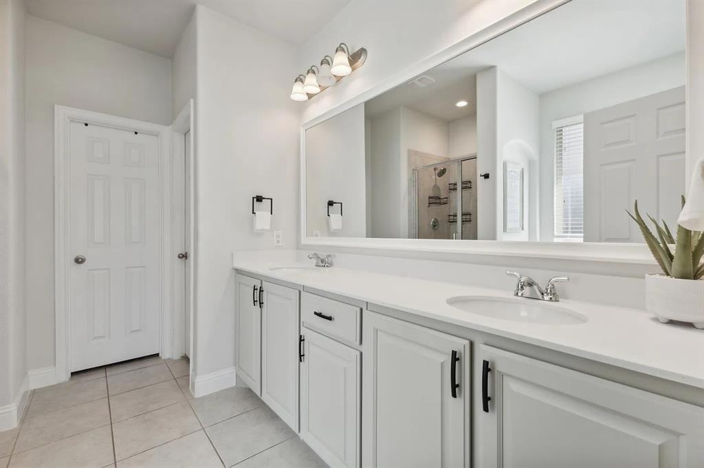 5601 Bottiglia Way #5601 - Photo 3 of 30