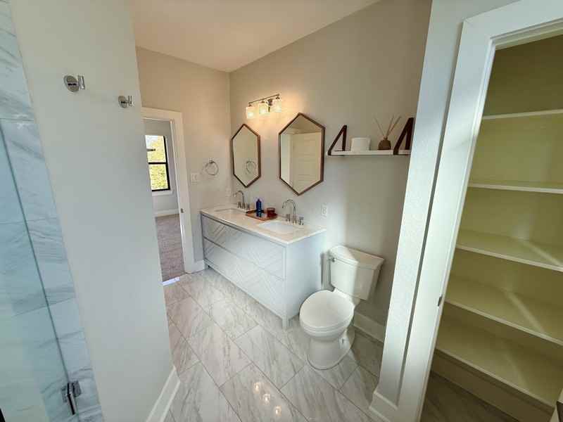 1501 Lorraine Loop - Photo 6 of 30