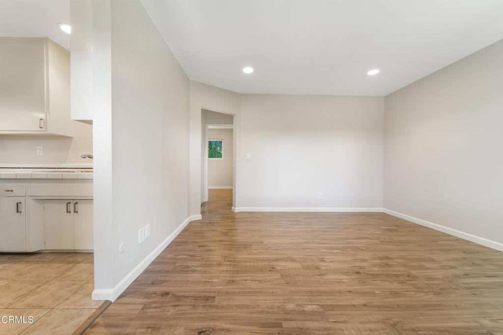 761 E Orange Grove Blvd #761-14 - Photo 2 of 16