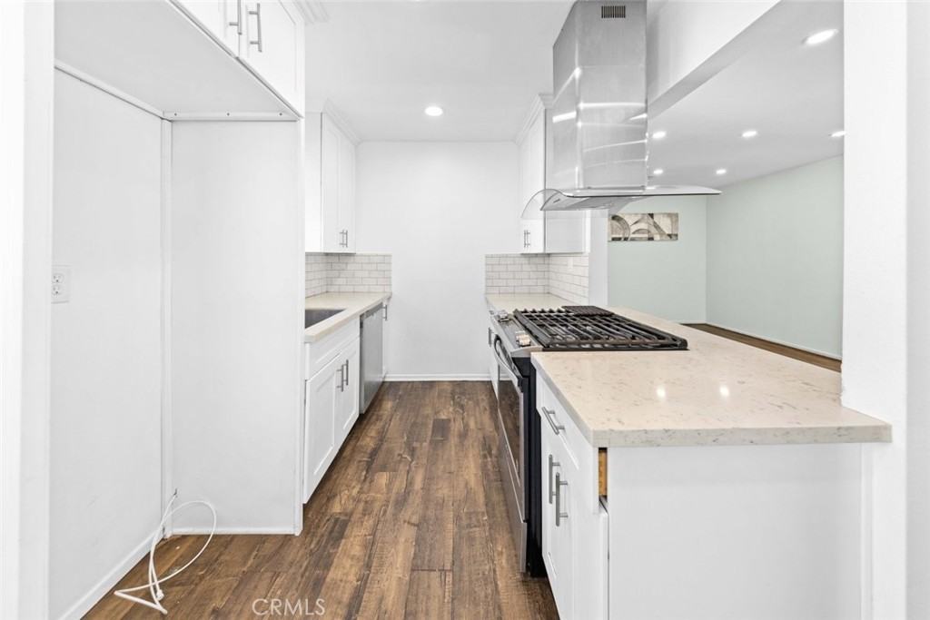 10717 Cantara Street #10717 - Photo 3 of 22