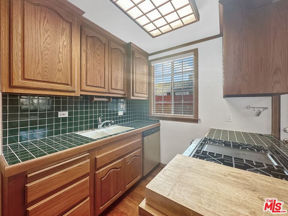 5962 West 85th Place #5962 - Photo 2 of 15