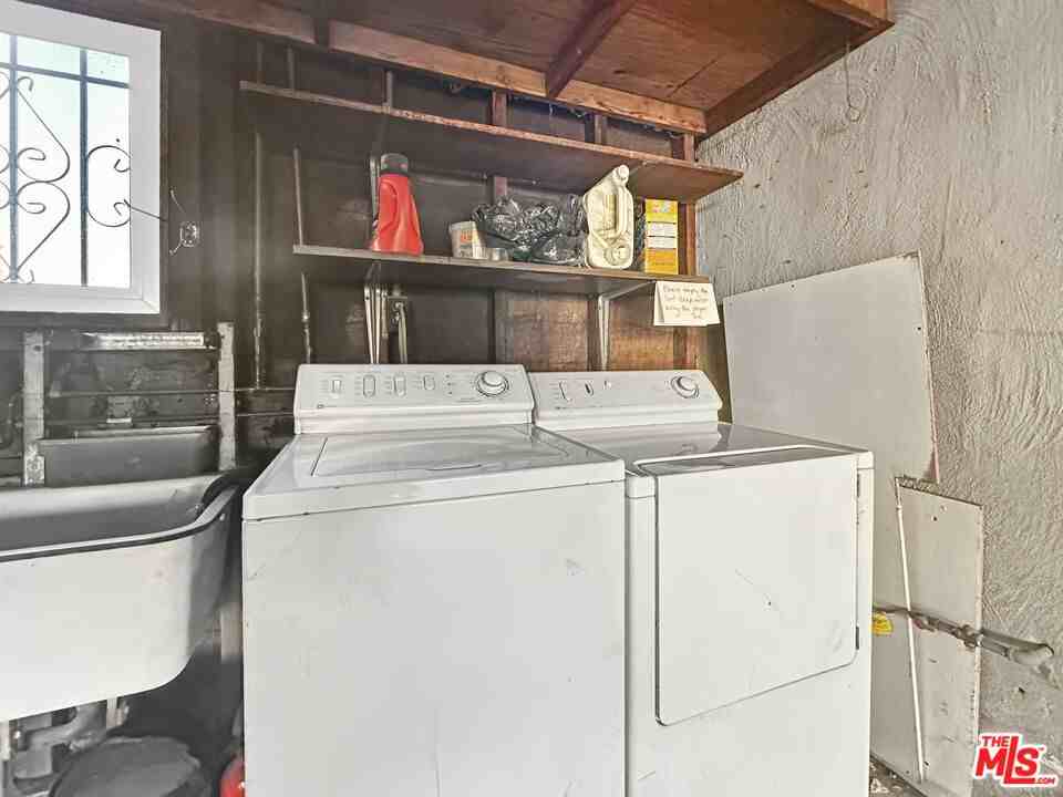 5962 West 85th Place #5962 - Photo 7 of 15