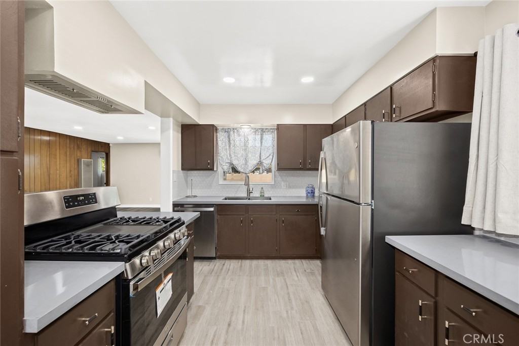 9502 Olema Street #9502 - Photo 4 of 24