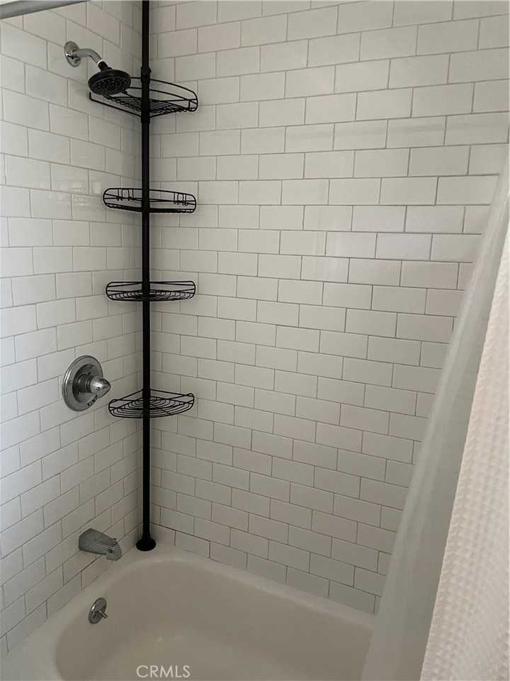 1327 Douglas St #1327 - Photo 3 of 11