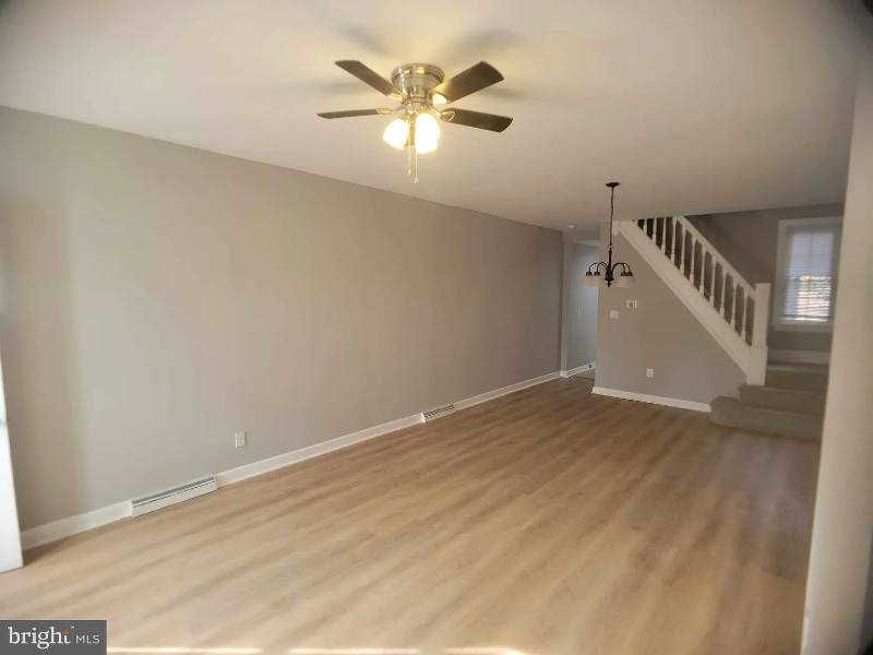 203 North Dupont Street - Photo 3 of 15