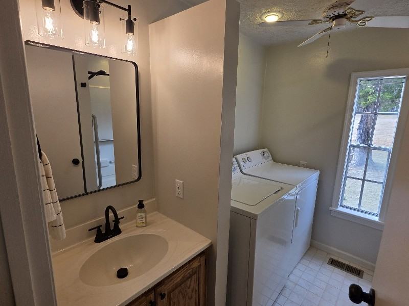 57 Benchmark Drive - Photo 6 of 13