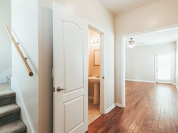 257 Meigs Drive - Photo 3 of 12