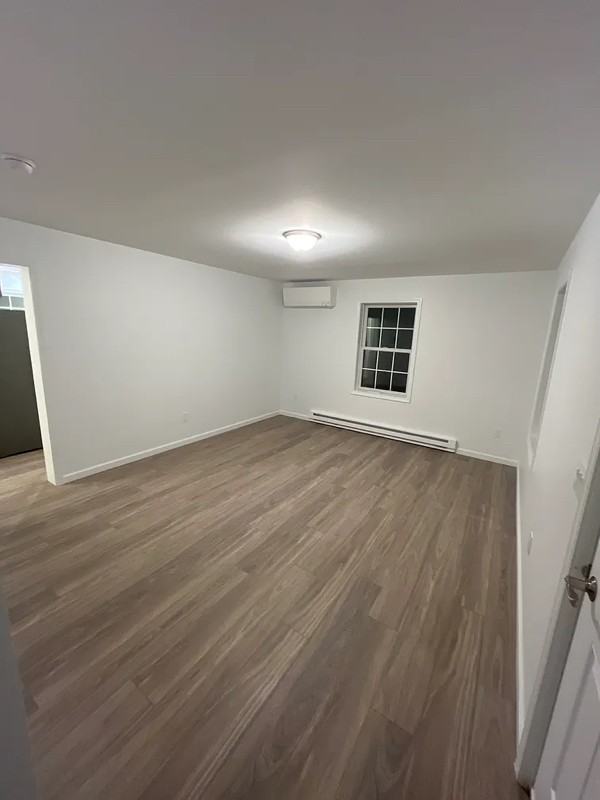 156 Grove Avenue #B - Photo 2 of 15