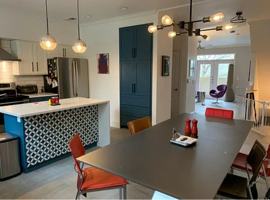 featured image of 526 Refugio Street