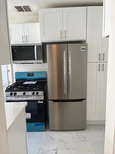 10331 Ashton Avenue - Photo 6 of 6