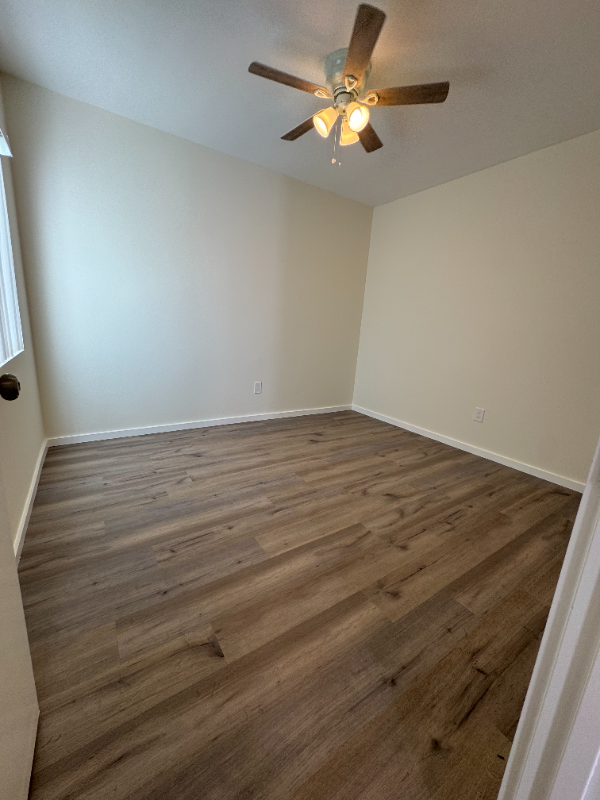 3520 West 27th Street - Photo 2 of 8