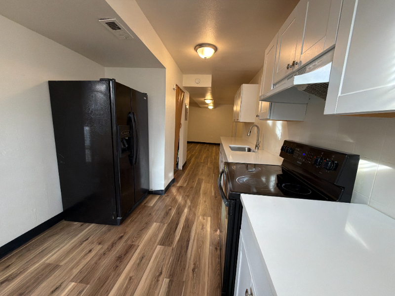 1500 8th Street #B - Photo 7 of 18