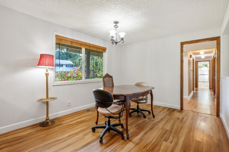 9423 Northeast Woodridge Street - Photo 4 of 20