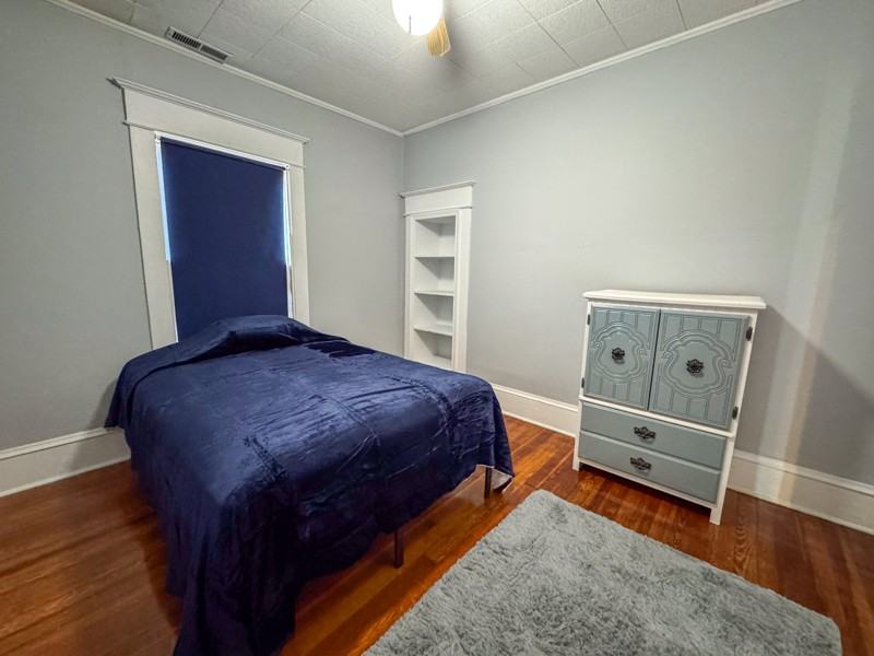 1407 Clarke Avenue Southwest #2 - Photo 5 of 11