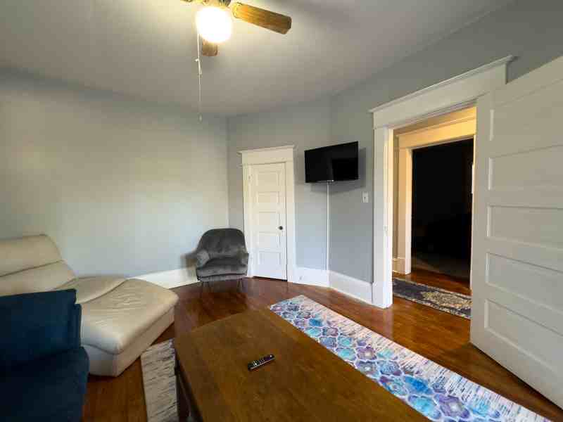 1407 Clarke Avenue Southwest #2 - Photo 7 of 11