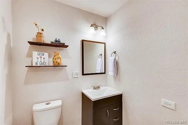 2033 Ironton Street - Photo 4 of 17