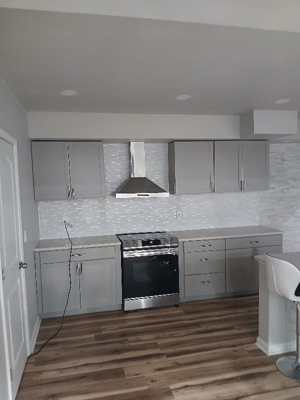 342 Regent Court Southwest - Photo 3 of 12