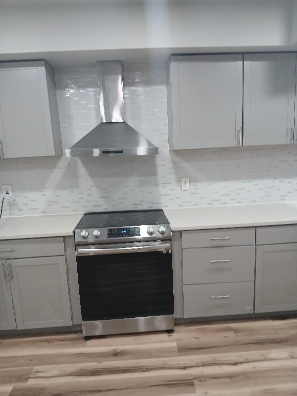 342 Regent Court Southwest - Photo 6 of 12