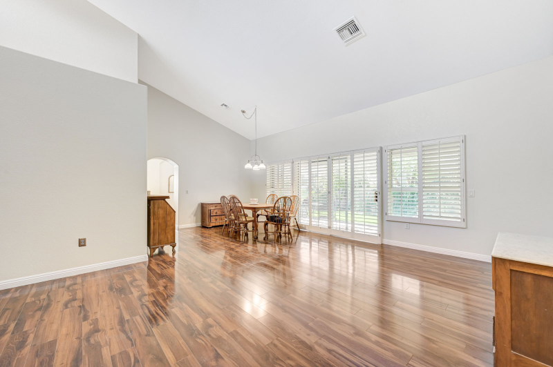 2505 Palmridge Dr - Photo 2 of 20
