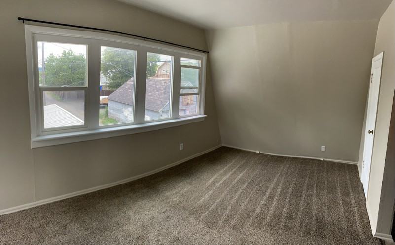 1311 North Madison Street #4 - Photo 5 of 6