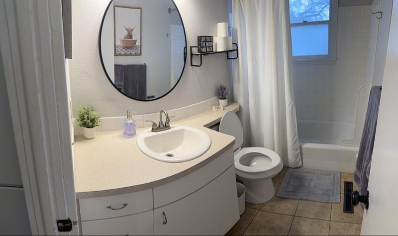 1827 North Lacey Street - Photo 5 of 10