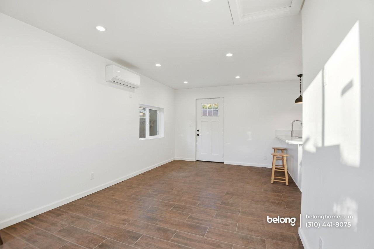 648 Anita St #1 - Photo 5 of 18