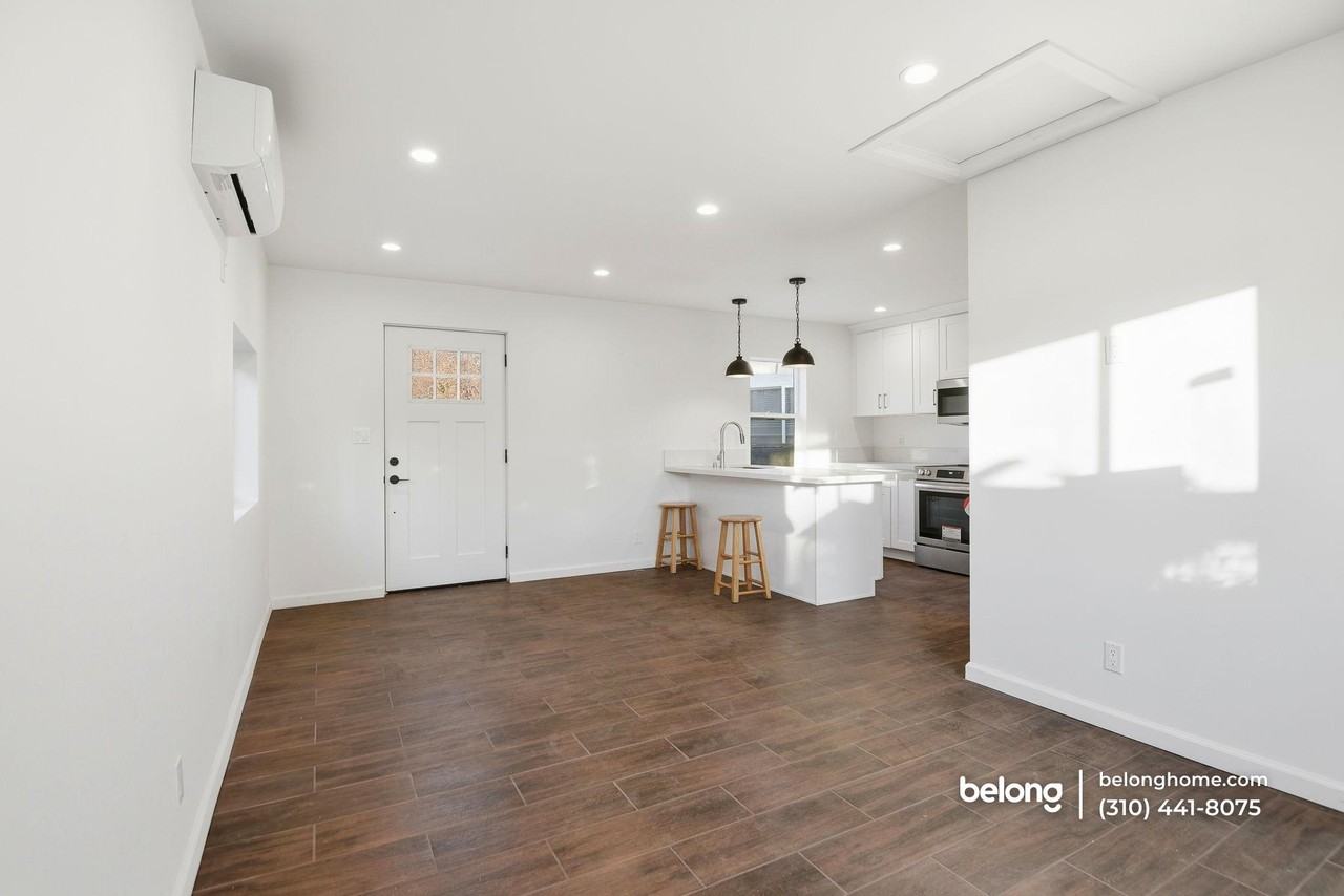 648 Anita St #1 - Photo 7 of 18