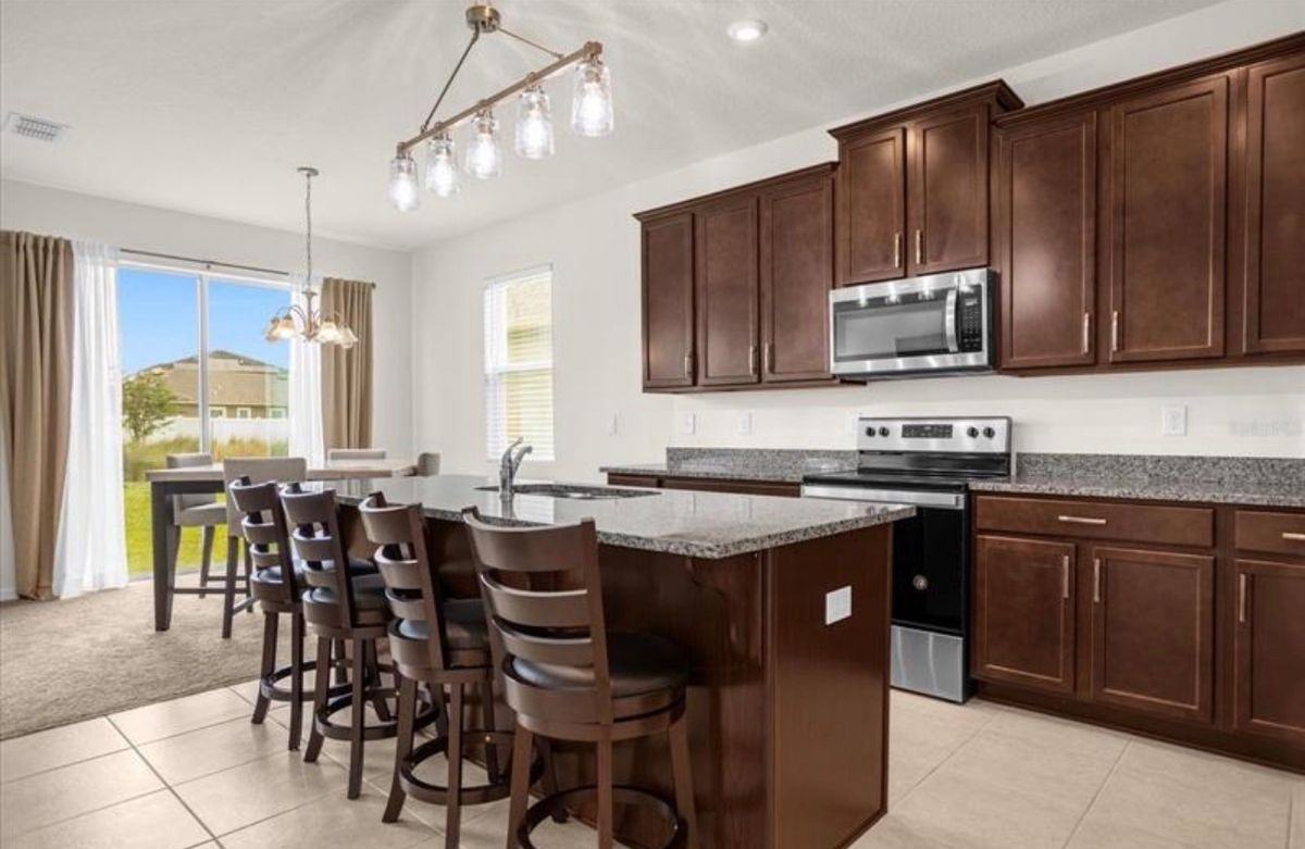 2498 Empress Drive - Photo 2 of 6