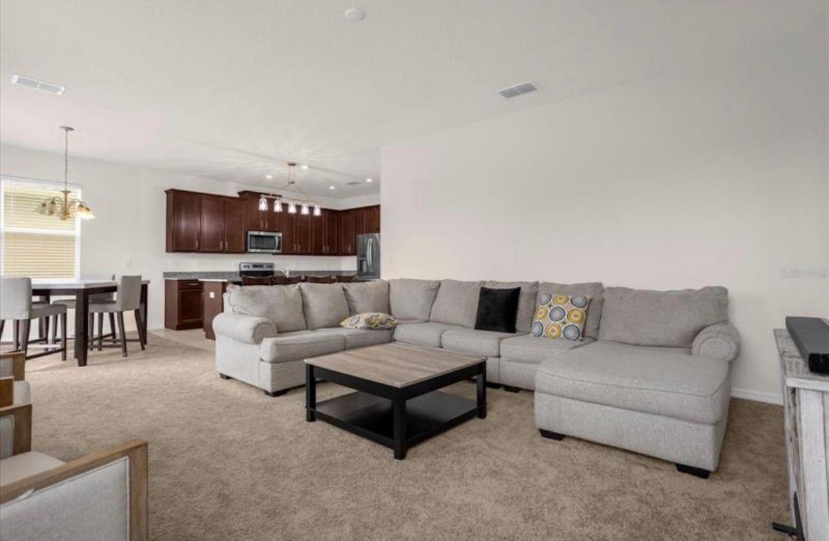 2498 Empress Drive - Photo 3 of 6