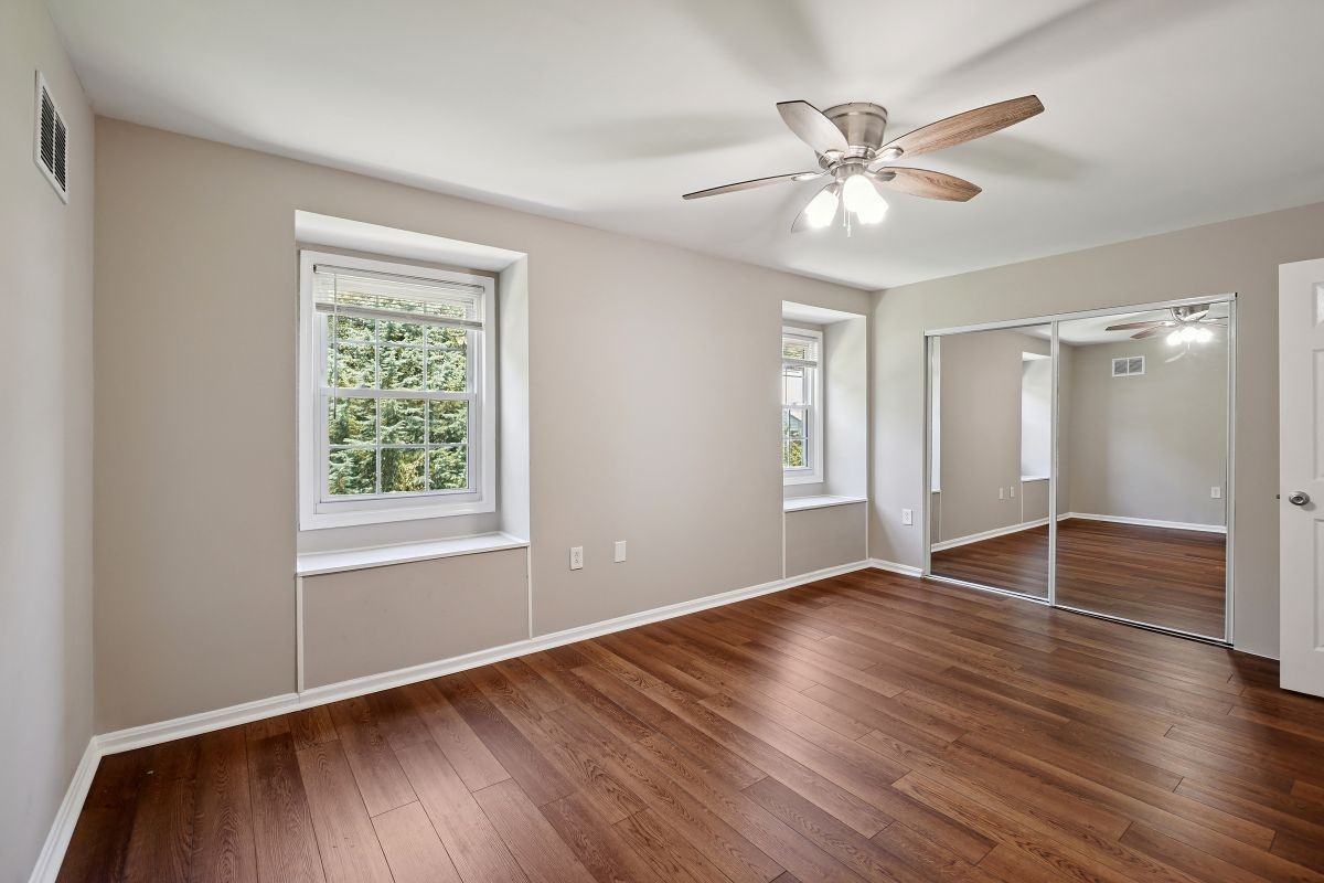 838 College Parkway - Photo 5 of 30