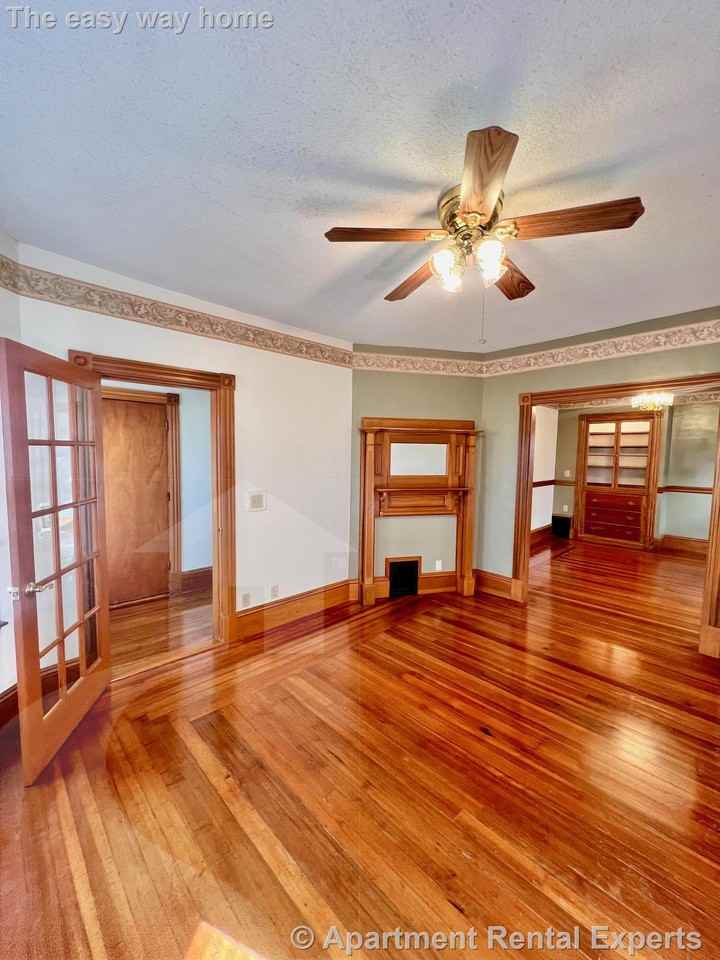 22 Temple Street #2 - Photo 5 of 16