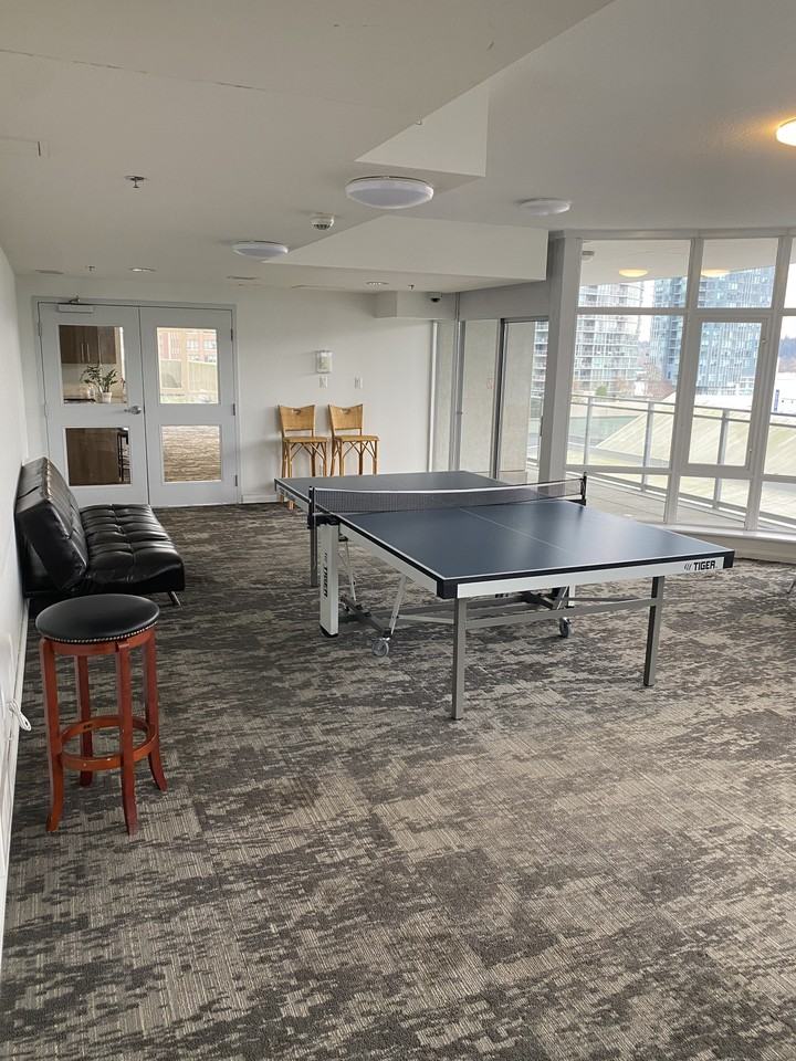 888 Carnarvon Street - Photo 4 of 29