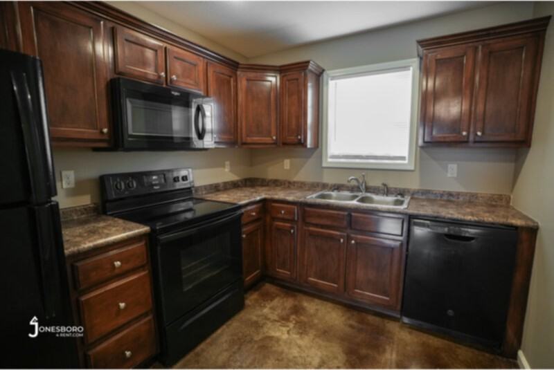 4703 Morton Drive #B - Photo 4 of 12