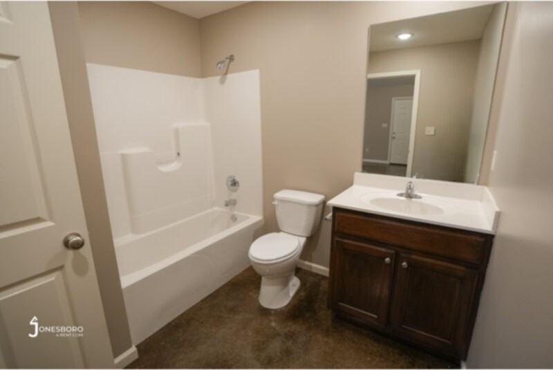 4703 Morton Drive #B - Photo 6 of 12