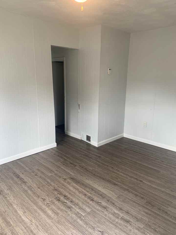 129 Locarna Way #1 - Photo 4 of 10