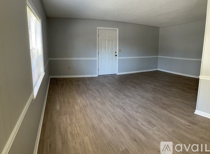 101 Elmwood Drive #H - Photo 6 of 13