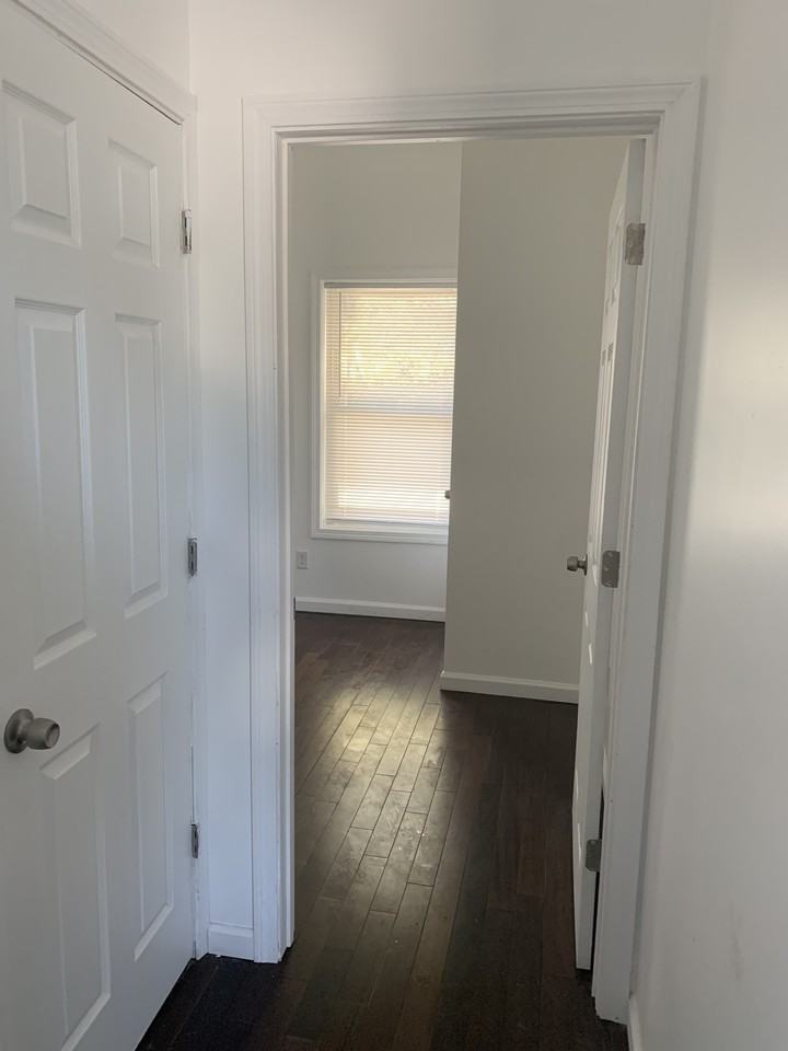 1415 Peck Street #4 - Photo 4 of 9